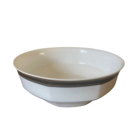 Christopher Stuart Gold Black Dress Y0009 8 1/4" Vegetable Pasta Serving Bowl - Picture 2 of 6